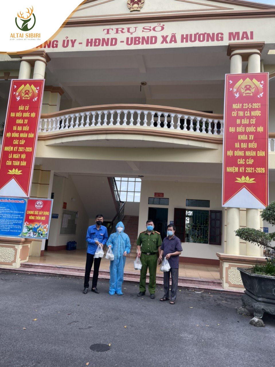 trao cháo nhung hươu